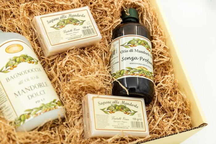 Cofanetto Olio Mandorle Bagno E Corpo - immagine 4